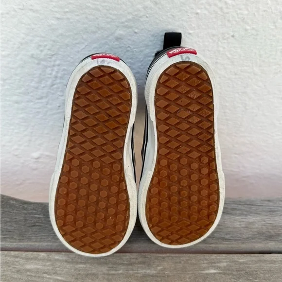 Vans Kids Black and White Checkered Waterproof Boots - Picture 13 of 15